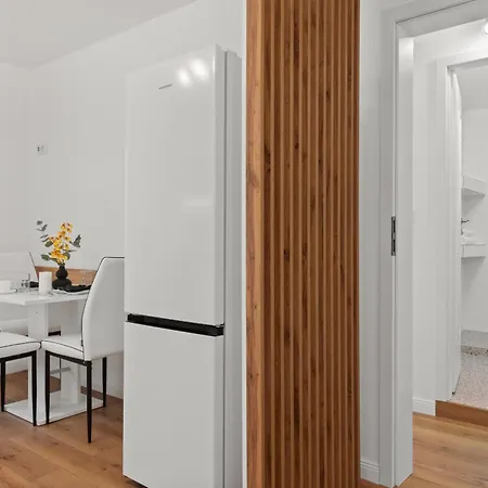 Apartament Rentforcomfort Oscar Apartament