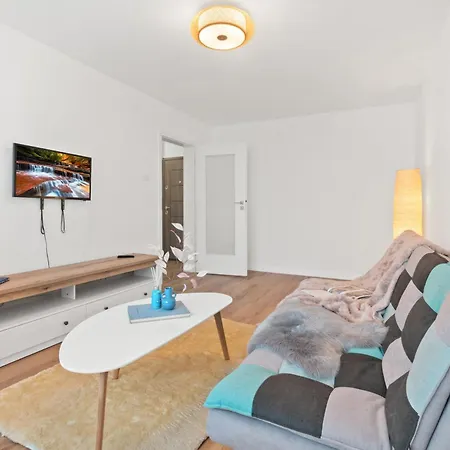 Rentforcomfort Oscar Apartament *
