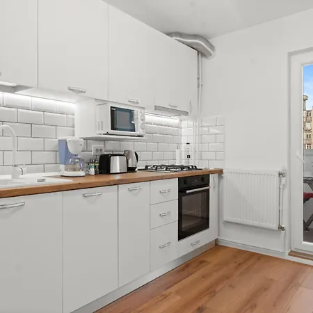 Apartament Rentforcomfort Oscar Apartament