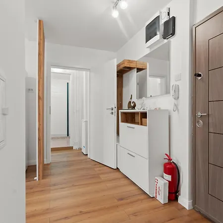 Rentforcomfort Oscar Apartament *